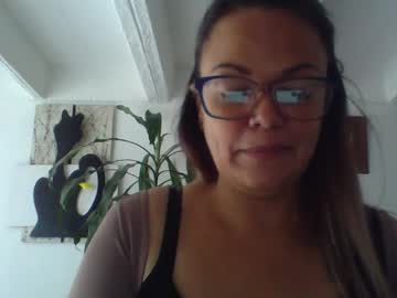 Lau16310 Chaturbate stream image from December 22, 2025