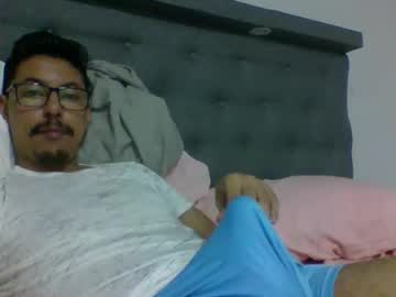 Angelmont30 Chaturbate stream image from December 22, 2025