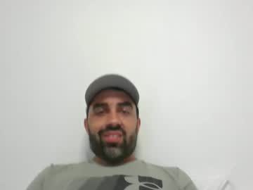 Arg31 Chaturbate stream image from December 22, 2025