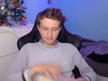Creedsweetie Chaturbate stream image from December 22, 2025