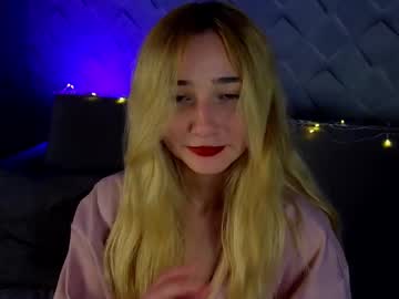 Lilcozyvert_ Chaturbate stream image from December 22, 2025