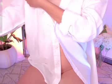 Lorraine_28 Chaturbate stream image from December 22, 2025