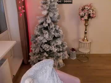 Heaven_Chloe Chaturbate stream image from December 22, 2025