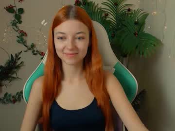 Vivien_Leight Chaturbate stream image from December 22, 2025