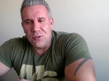 Straightmuscleandmore Chaturbate stream image from December 22, 2025