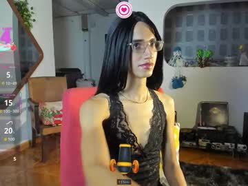 Charlottelaurent Chaturbate stream image from December 22, 2025