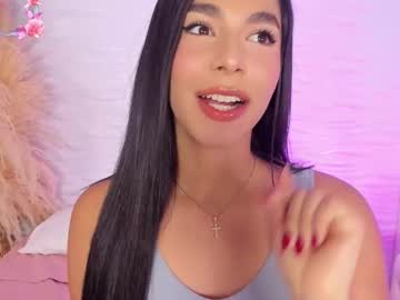 Isabellefoxx Chaturbate stream image from December 22, 2025
