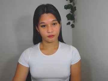 Asian_Yannie Chaturbate stream image from December 23, 2025