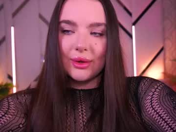 Cuteamberr Chaturbate stream image from December 23, 2025