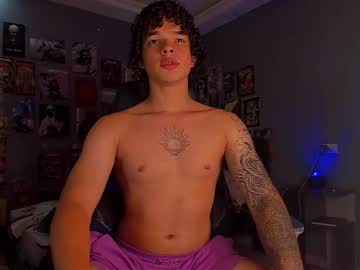 Ian_Versace Chaturbate stream image from December 23, 2025