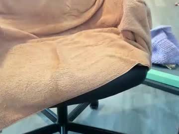 Tarzan_Dream Chaturbate stream image from December 23, 2025