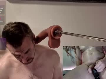 Usemythroat664034 Chaturbate stream image from December 23, 2025