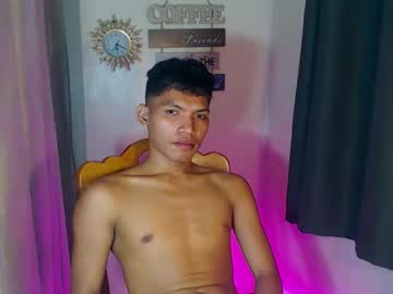 Janlloyd04 Chaturbate stream image from December 23, 2025