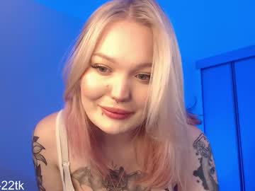 Mirandawoods Chaturbate stream image from December 23, 2025