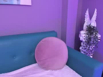 Alessiia__ Chaturbate stream image from December 23, 2025