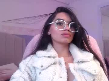 Emerald_Gh Chaturbate stream image from December 23, 2025