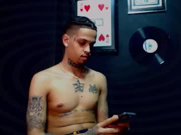 Lilray99 Chaturbate stream image from December 23, 2025