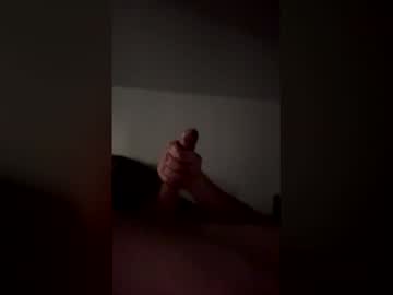 Brian3942 Chaturbate stream image from December 23, 2025