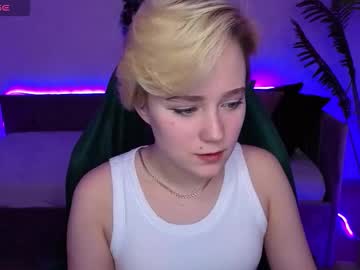 Ellie_Heavenly Chaturbate stream image from December 23, 2025