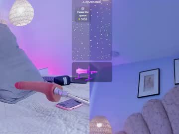 Violeta_Medina Chaturbate stream image from December 23, 2025