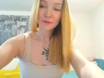 Chuncannistraro Chaturbate stream image from December 23, 2025