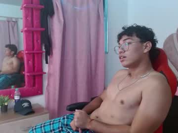 Valerio_Fox723 Chaturbate stream image from December 23, 2025