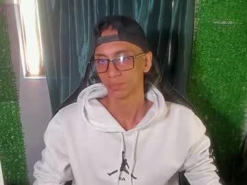 Cfiscm Chaturbate stream image from December 23, 2025