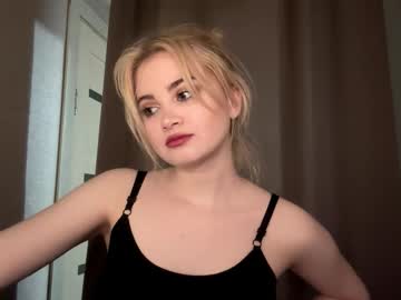 Vedalipscomb Chaturbate stream image from December 23, 2025