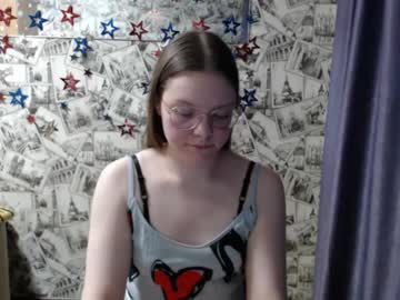 Honey_Mood Chaturbate stream image from December 23, 2025