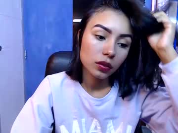 Julieta_Fn Chaturbate stream image from December 23, 2025