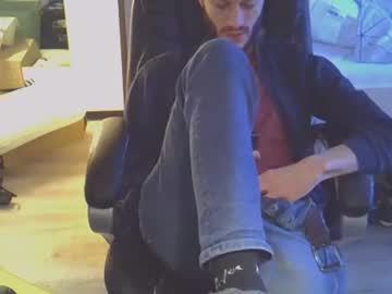 Remybig Chaturbate stream image from December 23, 2025