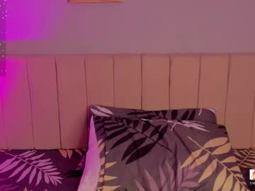 Sweet_M00n__ Chaturbate stream image from December 23, 2025