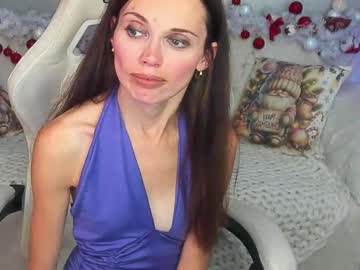 Allisiamoon Chaturbate stream image from December 23, 2025
