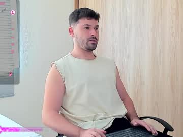 Alexman_Fuck Chaturbate stream image from December 23, 2025