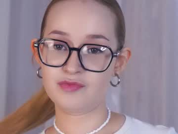 Maybellebyone Chaturbate stream image from December 23, 2025