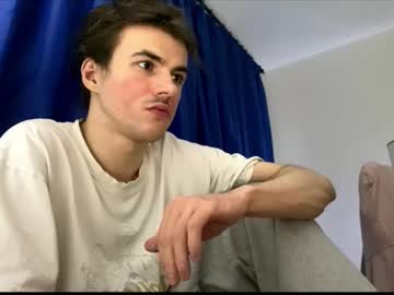 Yayay333 Chaturbate stream image from December 23, 2025
