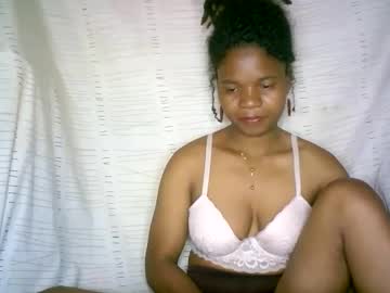 Aminah01 Chaturbate stream image from December 23, 2025