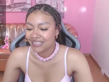 Catalina25_T Chaturbate stream image from December 23, 2025