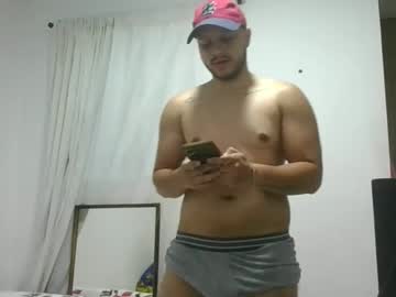 Andydres97 Chaturbate stream image from December 23, 2025