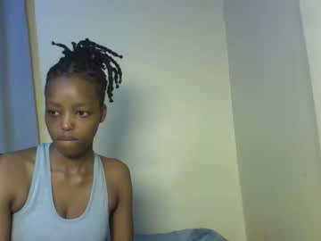 Miami_Muffin Chaturbate stream image from December 23, 2025