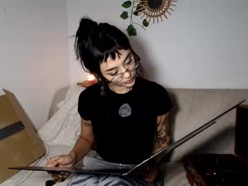 Angelkath Chaturbate stream image from December 23, 2025