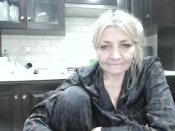Heyheygrey Chaturbate stream image from December 24, 2025