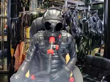 Latexlover202 Chaturbate stream image from December 24, 2025