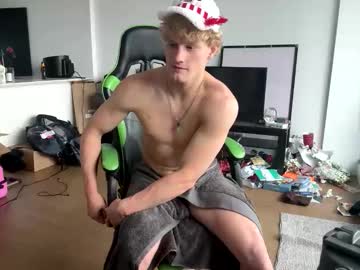 Thatbl0ndeboyx Chaturbate stream image from December 24, 2025