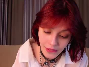 Krissyhei Chaturbate stream image from December 24, 2025