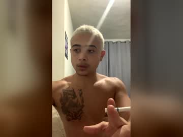 Emanuelpintodecastro8040 Chaturbate stream image from December 24, 2025