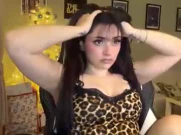 Notaprillrayne Chaturbate stream image from December 24, 2025