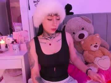 Lindaa_Miller Chaturbate stream image from December 24, 2025