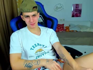 Frank_Mooree Chaturbate stream image from December 24, 2025