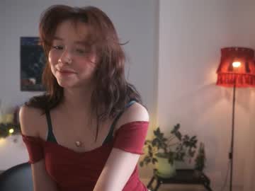 Moonfaced_ Chaturbate stream image from December 24, 2025